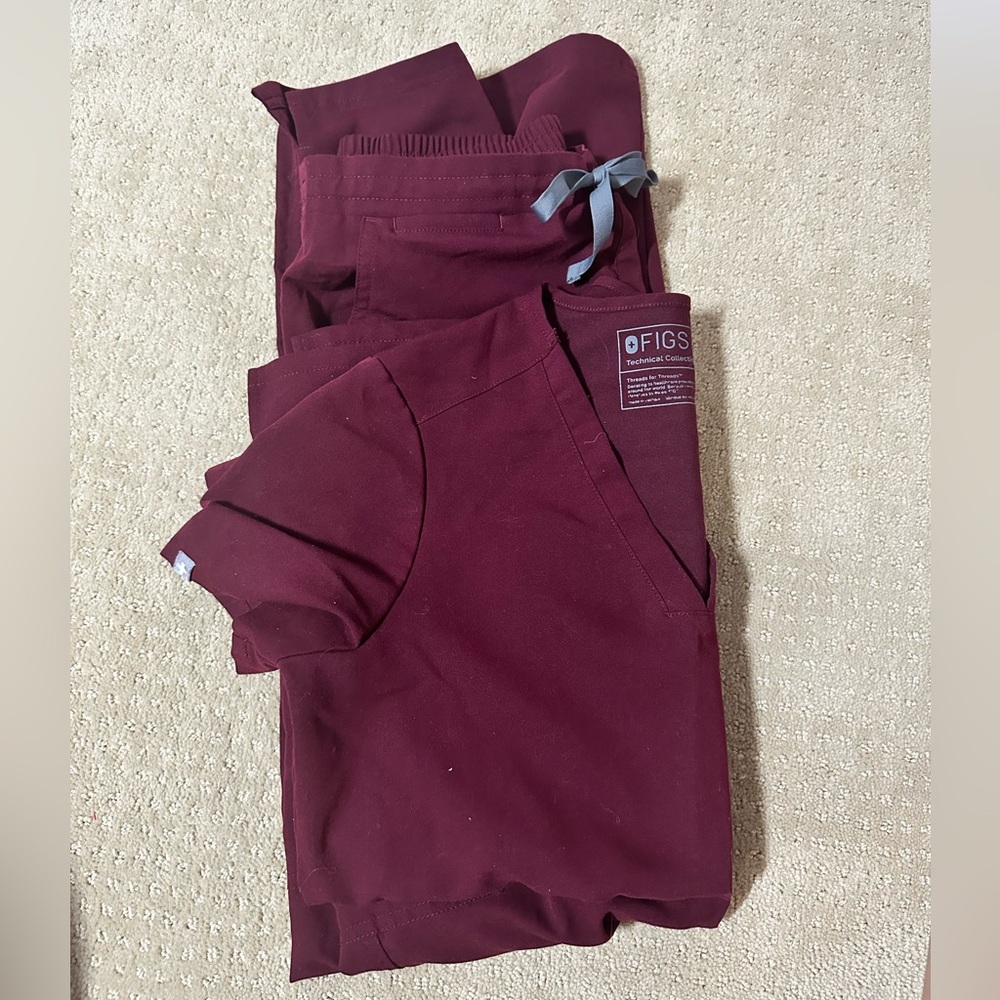Figs maroon scrubs XS top S TALL yola skinny scrub pants